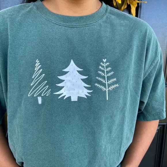 Christmas Tree Shirt Comfort Colors - Picture 2 of 4